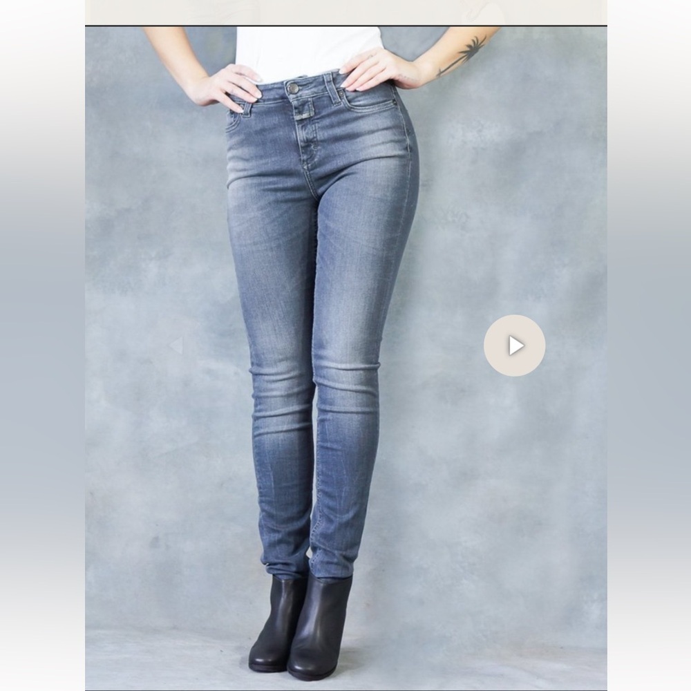 Closed Lizzy High Waisted skinny Italian Jeans 27